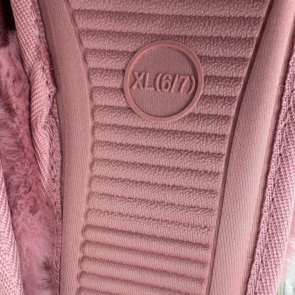 Cat & Jack Lane Metallic Scuff Slippers Girls XL 6/7 Pink NWT
